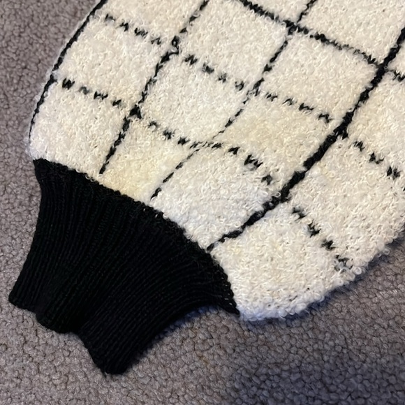 NWT EXPRESS BLACK CHECK BOUCLE CARDIGAN XL - Picture 4 of 5